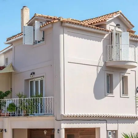 Avesta - 200m From The Beach, By Zantewize *